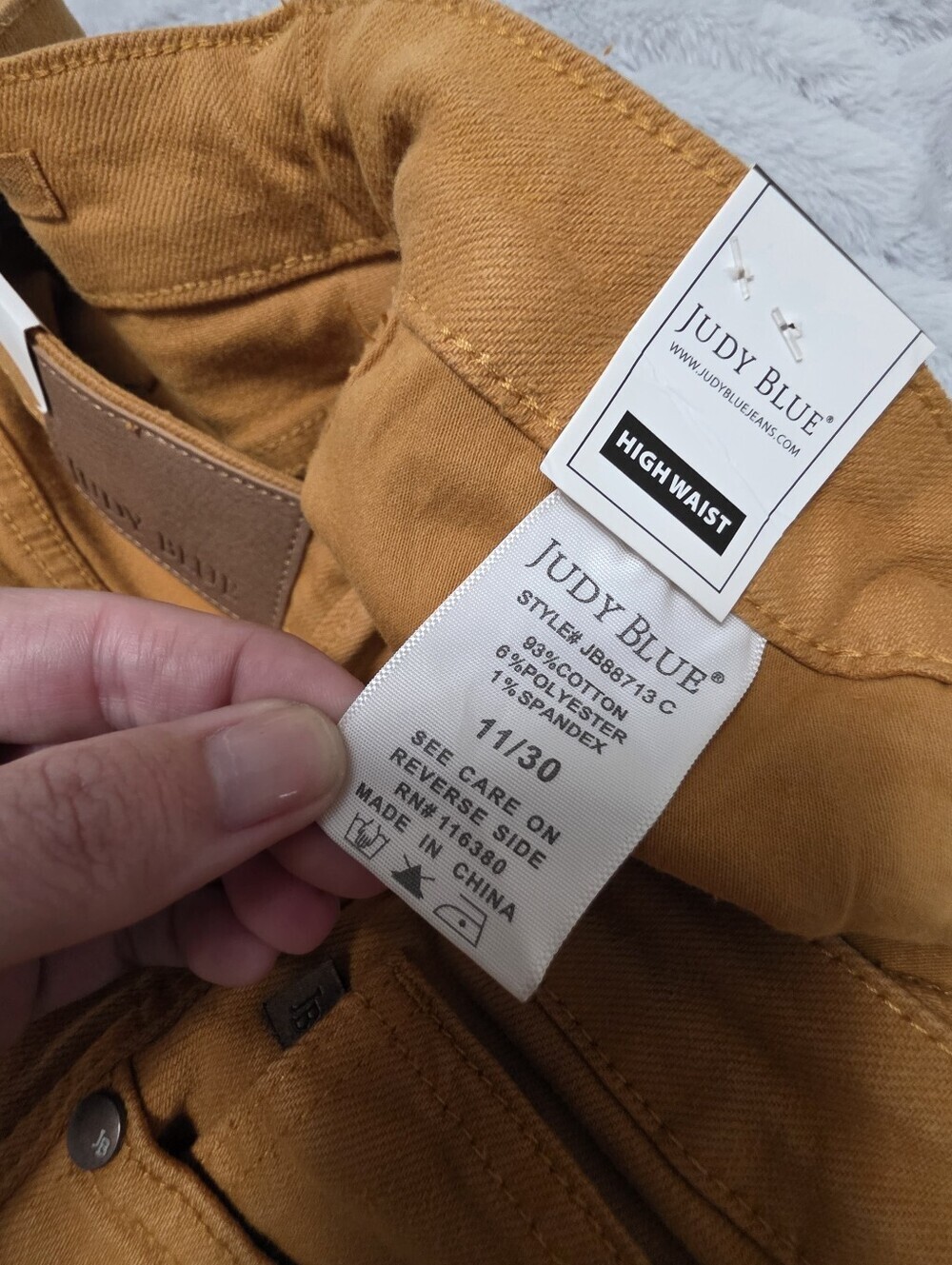 Judy Blue Marigold High Waist Flare Jeans NWT Size 11/30 - Picture 10 of 12
